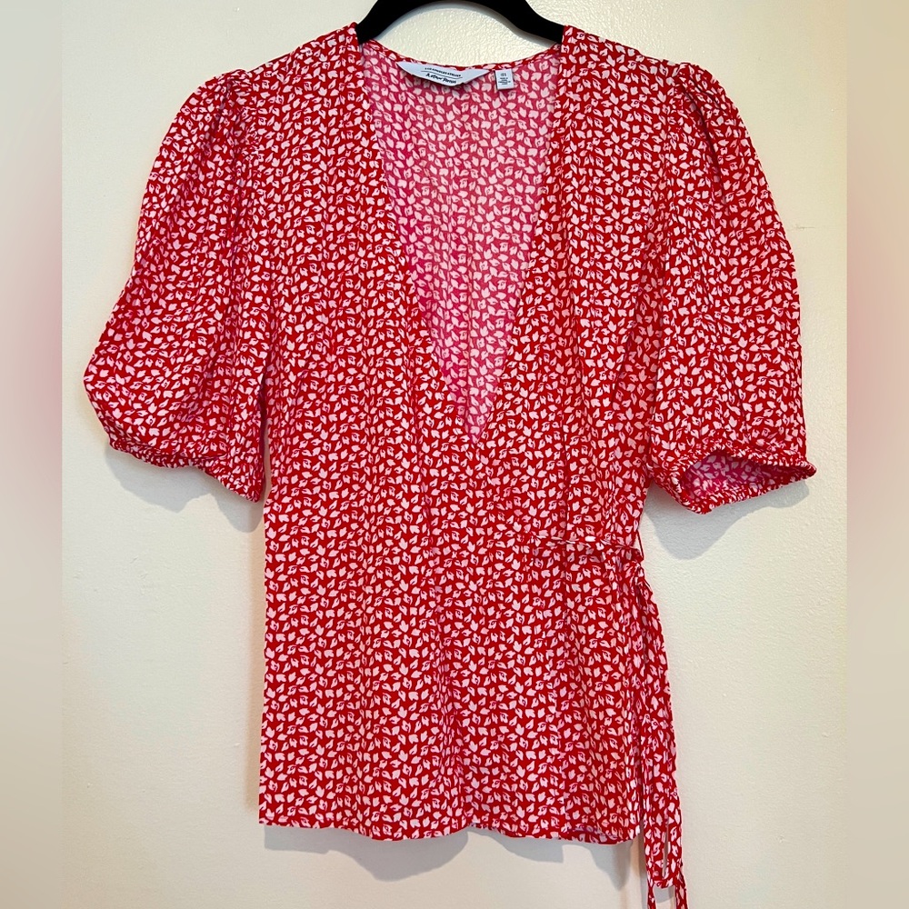 NWOT wrap top